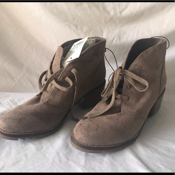 Taupe ankle boots - Picture 2 of 4